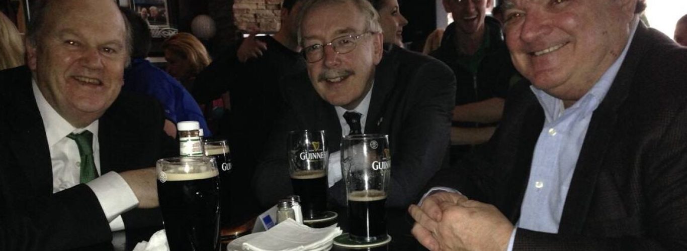 Irish Finance Minister Michael Noonan, Ray Bassett and Canadian Finance Minister, Jim Flaherty in an Irish bar in Toronto (P J O'Breins)